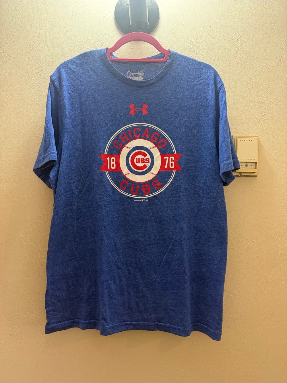 Under Armour Blue Chicago Cubs Graphic Short Sleeve Tee